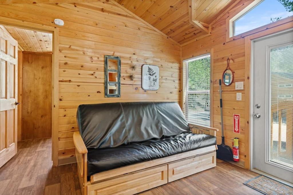 Deluxe Little Cabin 2 Min Stroll To Kern River Kernville Exterior photo