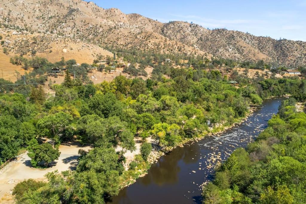Deluxe Little Cabin 2 Min Stroll To Kern River Kernville Exterior photo